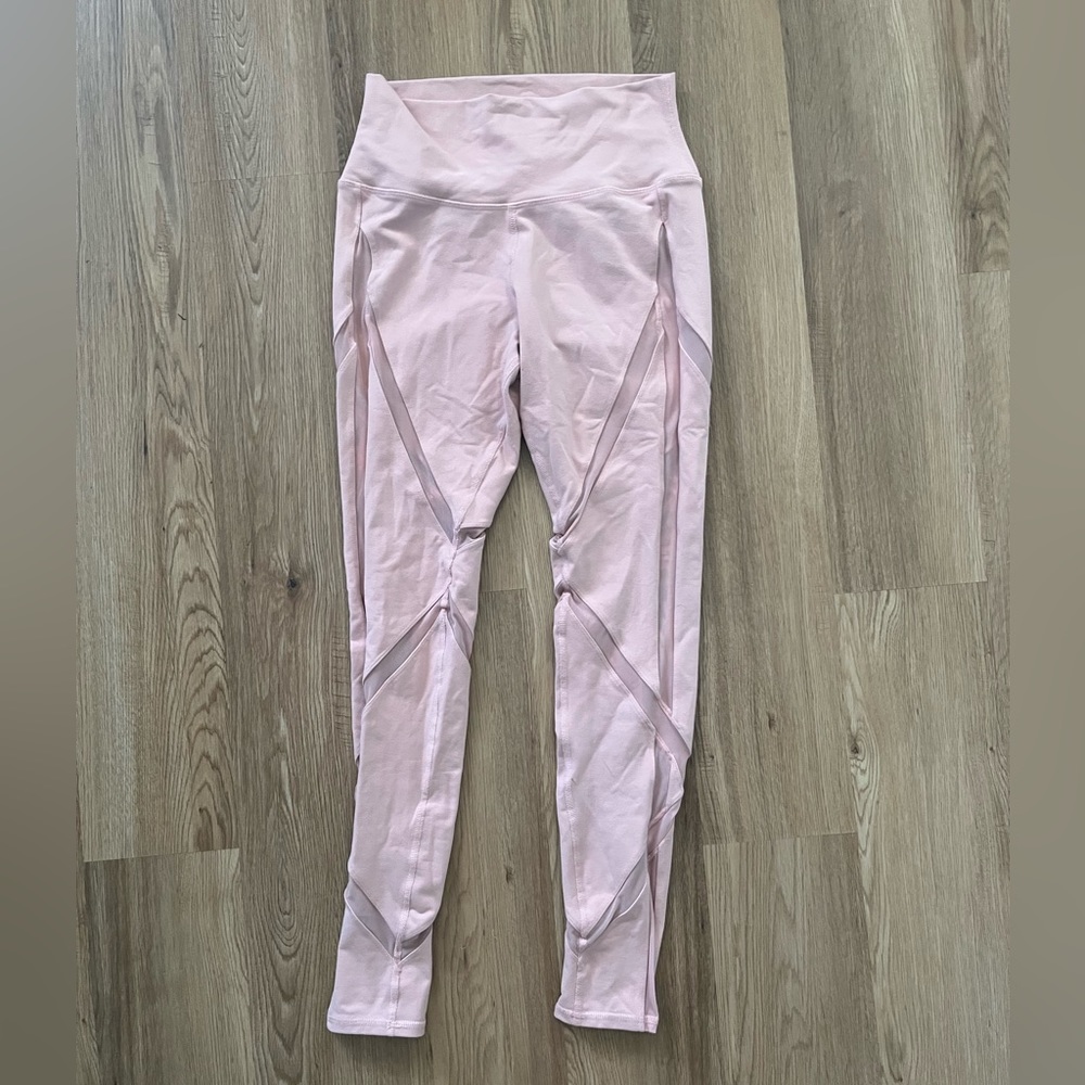 Alo Yoga High Waisted Blush Leggings with Mesh Panels